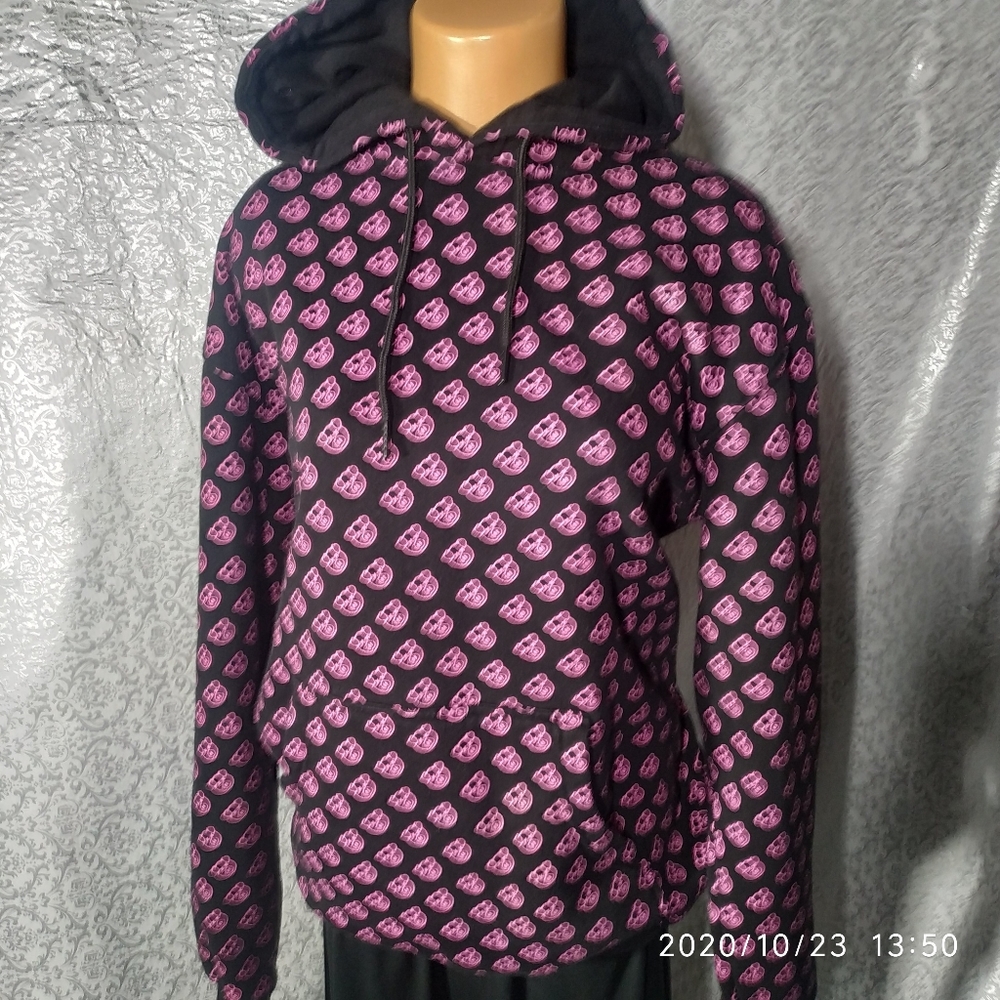 Shane Dawson pigi all over size M hoodie @ 19